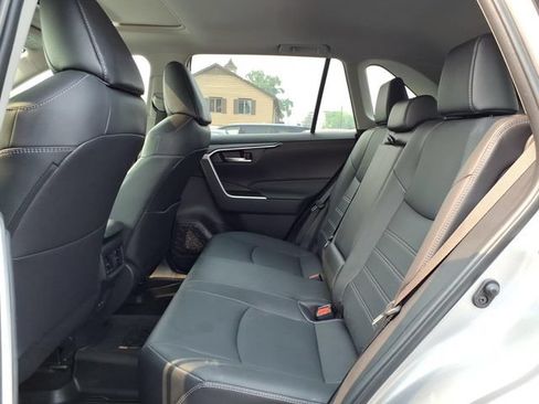 Used 2025 Toyota RAV4 XLE Premium w/ Weather Package AWD/4WD image 9
