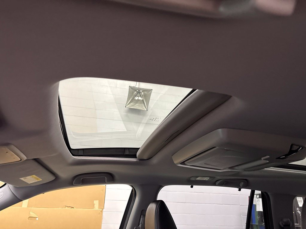 Used 2022 Honda Pilot Elite image 27