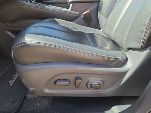 Used 2023 Nissan Murano SV w/ SV Midnight Edition Package image 17