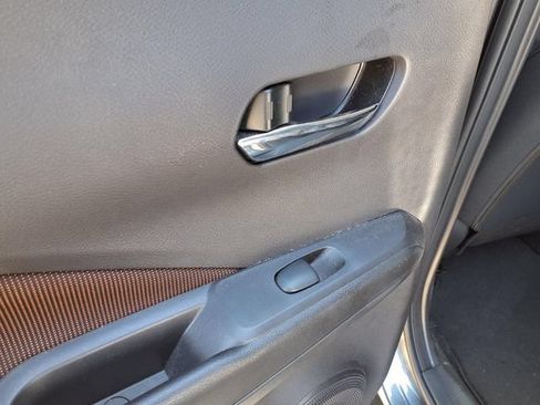 Used 2023 Nissan Kicks SR FWD image 17