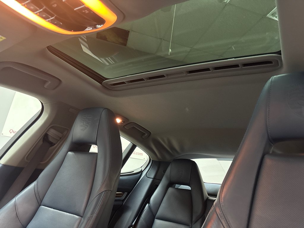 Used 2012 Porsche Panamera image 31