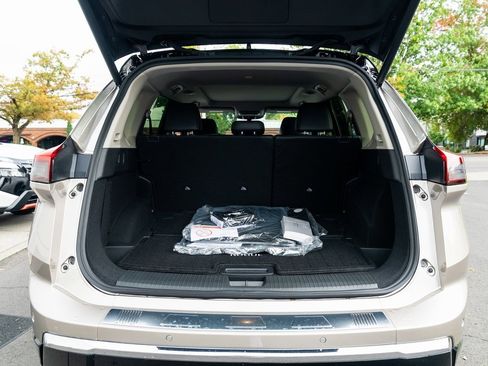 New 2026 Nissan Rogue Platinum w/ Platinum Premium Package image 7