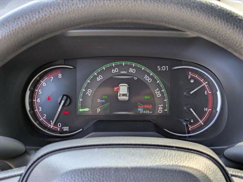 Used 2025 Toyota RAV4 XLE AWD/4WD image 11