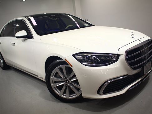Used 2022 Mercedes-Benz S 500 4MATIC image 8