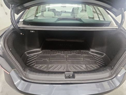 Used 2022 Honda Civic LX image 23
