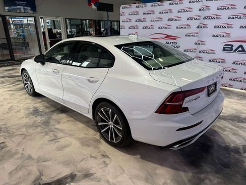 Used 2022 Volvo S60 B5 Inscription FWD image 9