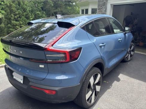Used 2023 Volvo C40 P8 Recharge Ultimate AWD/4WD image 3