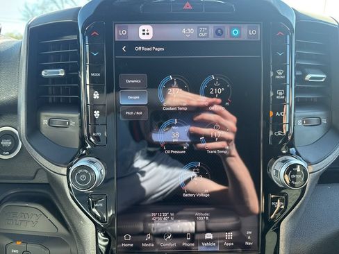 New 2026 RAM 2500 Tradesman AWD/4WD image 37