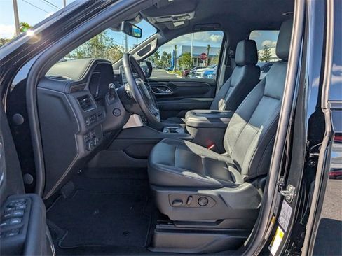 Certified 2023 Chevrolet Tahoe Z71 w/ Luxury Package image 5