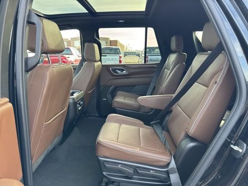 Used 2023 Chevrolet Tahoe High Country image 16