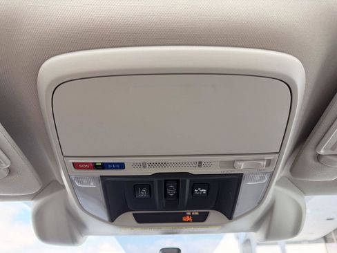 Used 2019 Subaru Forester Premium image 27