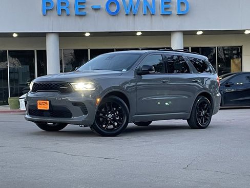 Used 2024 Dodge Durango GT image 2