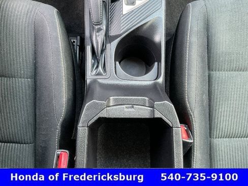 Used 2014 Toyota RAV4 XLE AWD/4WD image 36