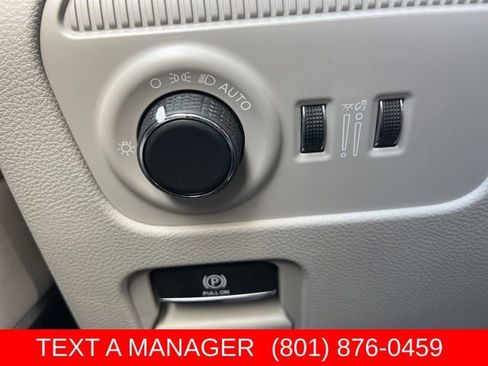 New 2026 Jeep Grand Wagoneer 4WD image 28