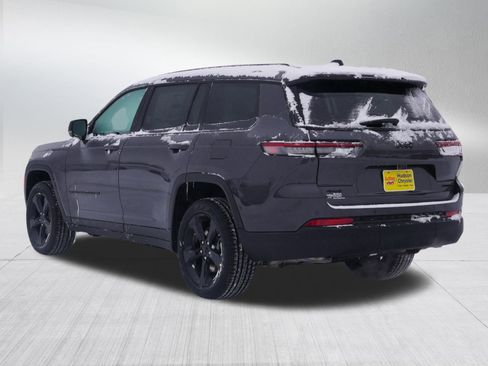 New 2025 Jeep Grand Cherokee L Limited w/ Black Appearance Package image 3