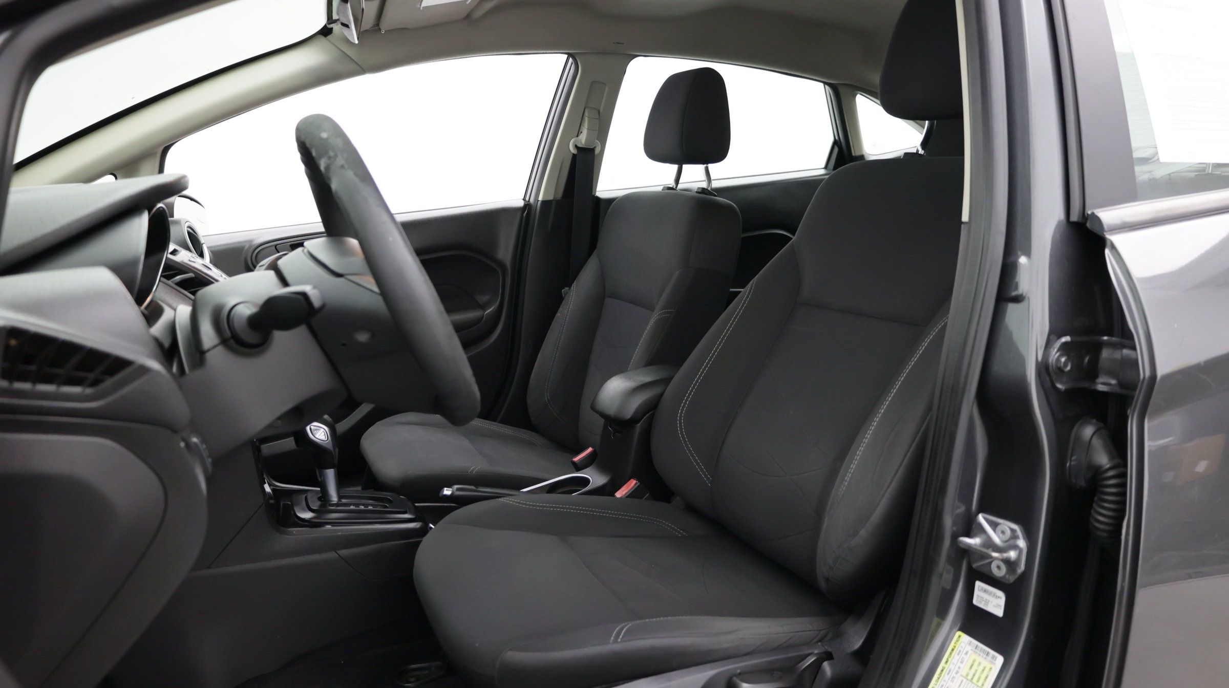 Used 2018 Ford Fiesta SE FWD image 13