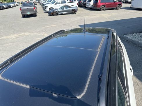 New 2025 Jeep Compass Limited w/ Elite Group image 5