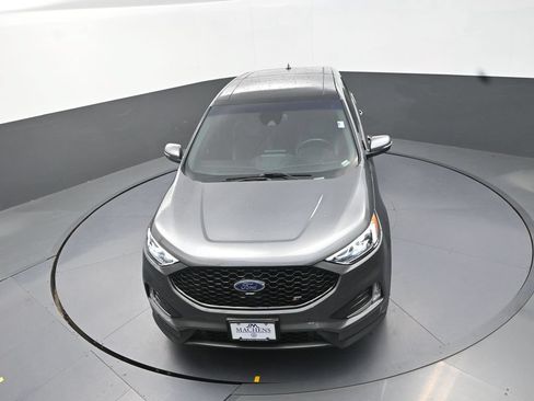 Used 2022 Ford Edge ST w/ Equipment Group 401A AWD/4WD image 15
