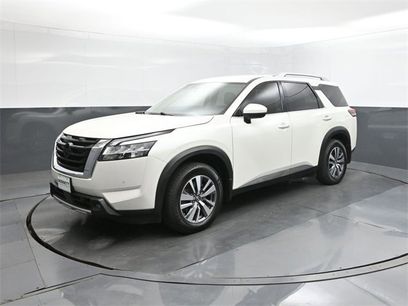 Used 2022 Nissan Pathfinder SL