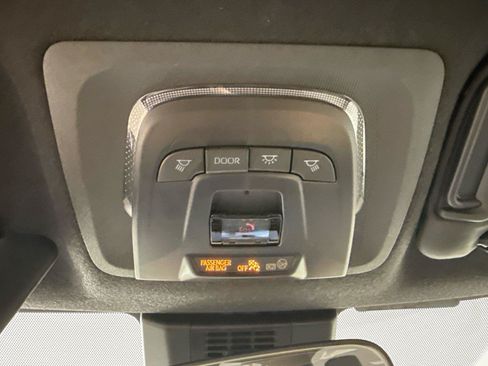 Certified 2025 Toyota Corolla SE w/ Convenience Package FWD image 24
