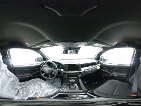 New 2025 Toyota Tacoma SR5 image 33