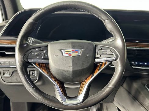 Used 2021 Cadillac Escalade Luxury AWD/4WD image 30