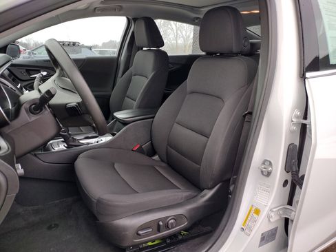 Used 2024 Chevrolet Malibu LT image 10