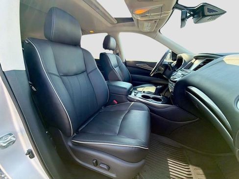 Used 2019 INFINITI QX60 Luxe w/ Essential Package image 24