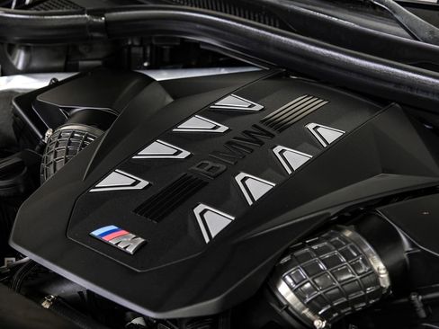 Used 2023 BMW X7 M60i AWD/4WD image 50