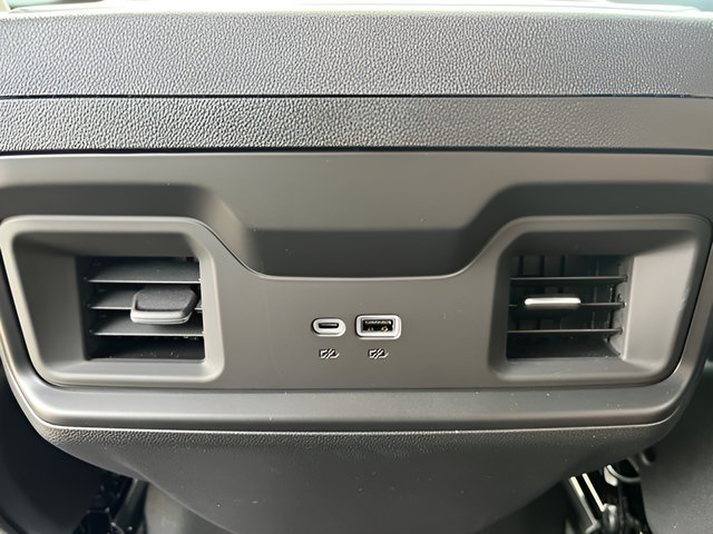 New 2026 Chevrolet Silverado 1500 RST w/ Redline Edition RWD image 33