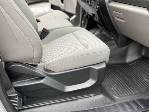 Used 2020 Ford F250 XLT image 31