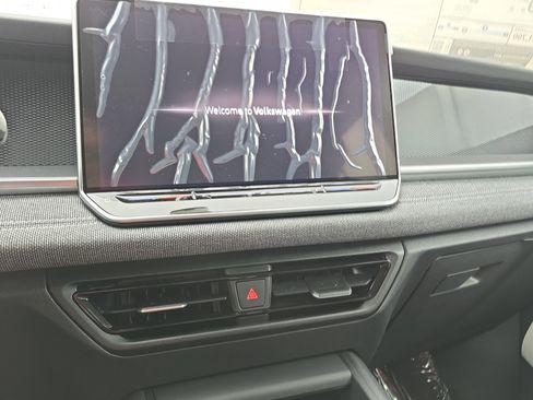 New 2026 Volkswagen Tiguan S FWD image 19