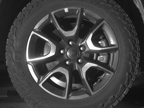 Used 2025 Jeep Compass Trailhawk image 13