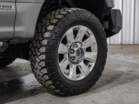 Used 2019 Ford F250 Platinum w/ Platinum Ultimate Package image 64