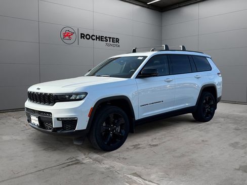Used 2023 Jeep Grand Cherokee L Limited w/ Luxury Tech Group II AWD/4WD image 7