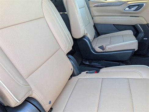 Used 2023 Chevrolet Tahoe Premier w/ Premium Package image 38