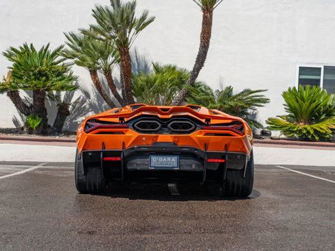 Used 2025 Lamborghini Revuelto AWD/4WD image 4