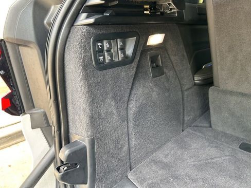 Used 2024 BMW X7 xDrive40i w/ M Sport Package image 56