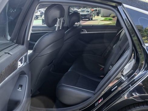 Used 2015 Hyundai Genesis 5.0 w/ Option Group 05 RWD image 20