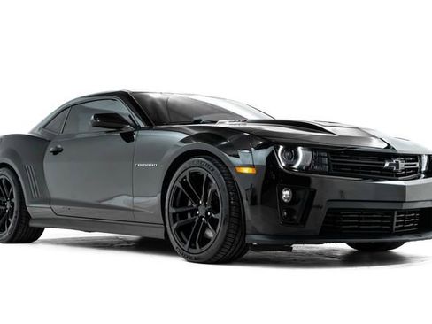 Used 2013 Chevrolet Camaro ZL1 image 6