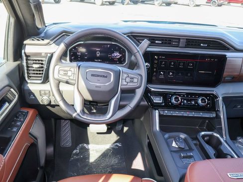 New 2026 GMC Sierra 2500 Denali Ultimate w/ Max Trailering Package AWD/4WD image 15