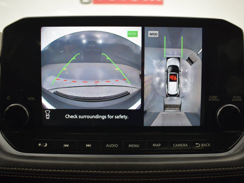 Used 2022 Nissan Rogue Platinum w/ Head-Up Display Package image 22