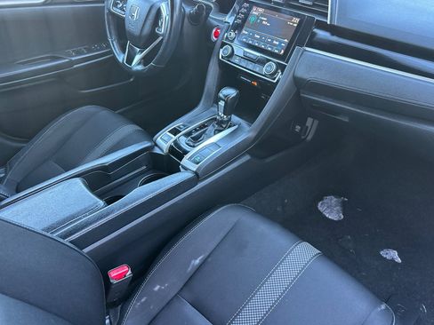 Used 2020 Honda Civic Sport image 15