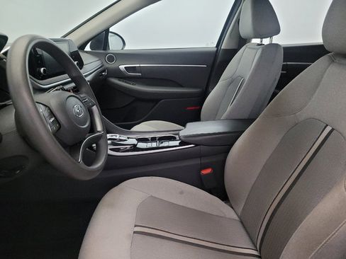 Used 2021 Hyundai Sonata SE w/ Preferred Accessory Package FWD image 17