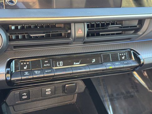 Used 2023 Toyota Prius Limited image 17