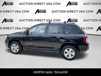 Used 2016 Jeep Compass Latitude FWD video 3