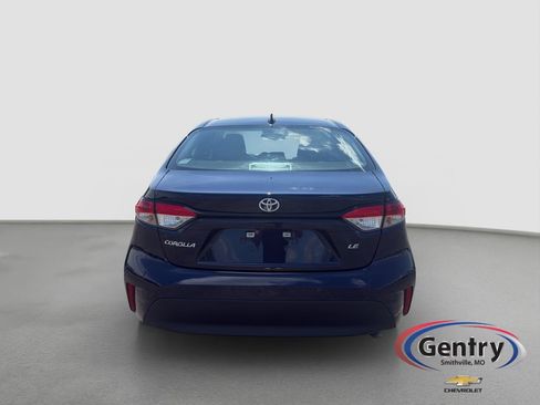 Used 2024 Toyota Corolla LE FWD image 5
