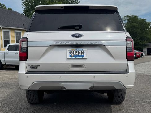 Used 2019 Ford Expedition Platinum AWD/4WD image 4