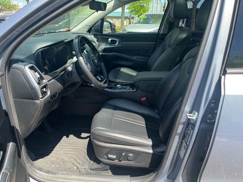 Used 2021 Kia Sorento SX image 24
