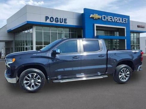 Used 2023 Chevrolet Silverado 1500 LT AWD/4WD image 4